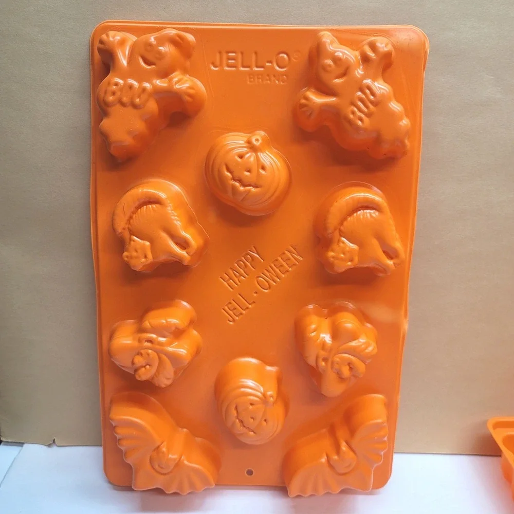 Vintage Jell-O Halloween Jigglers Molds Lot of 10 Orange Black Bats Pumpkins Cat